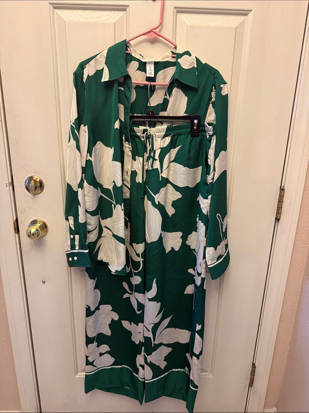 HM Green and White Floral Button-Up Shirt and Pants Set